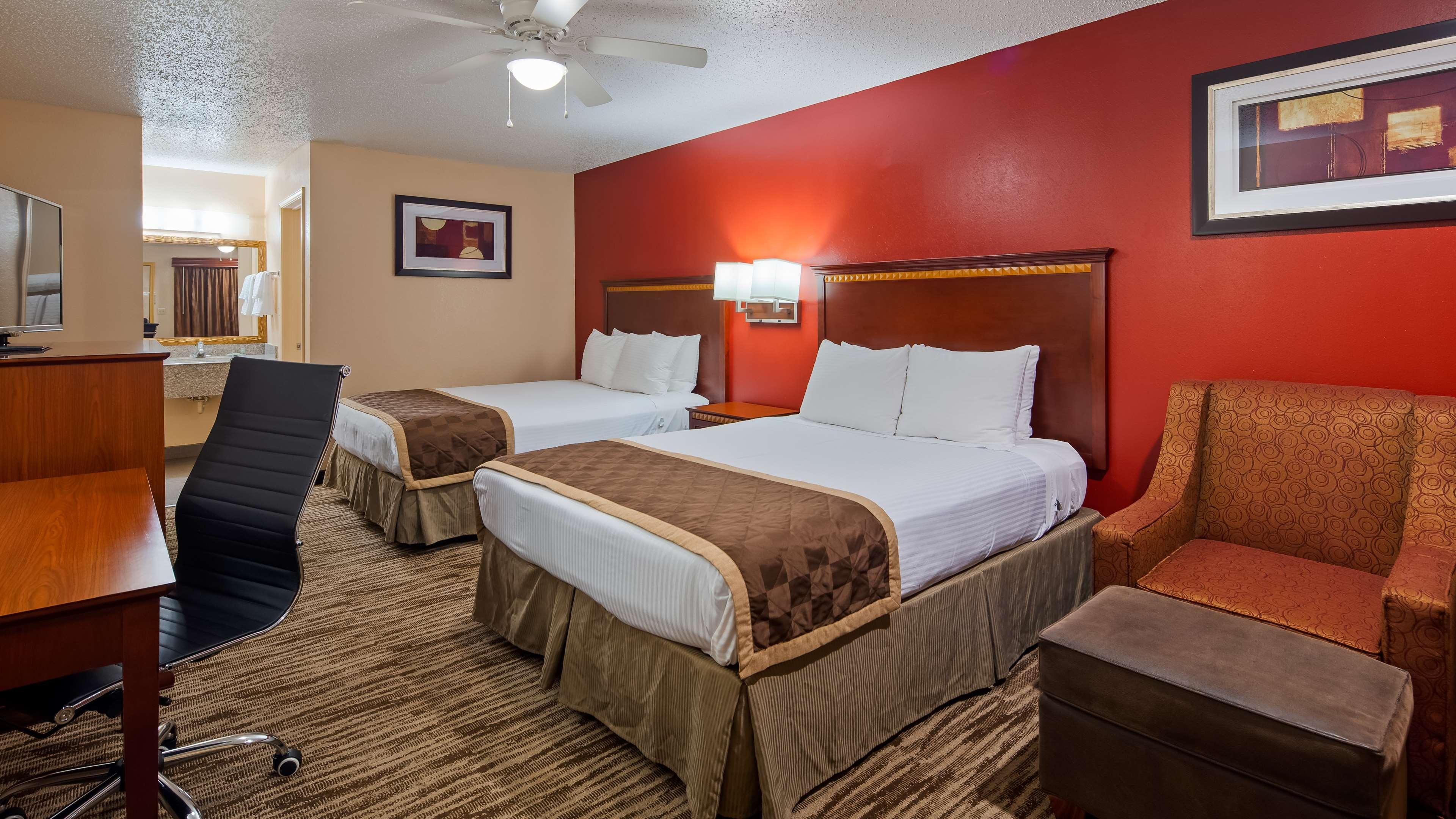 Best Western Executive Inn Marshall Exterior photo